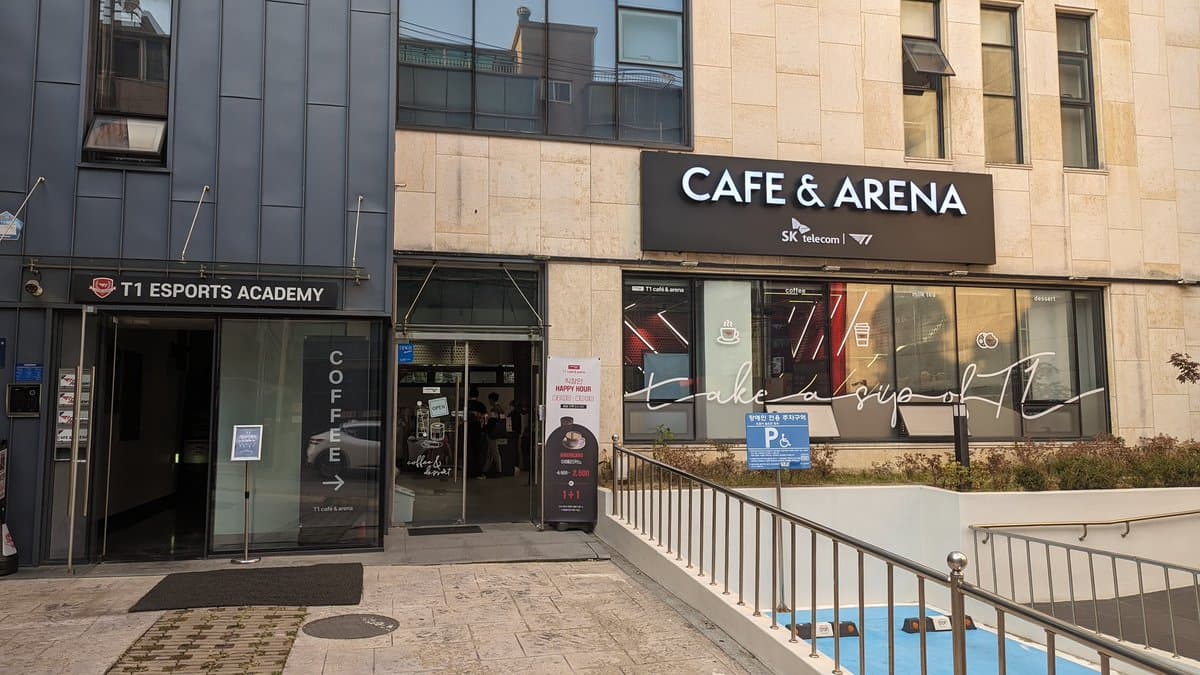 T1 Cafe & Arena
