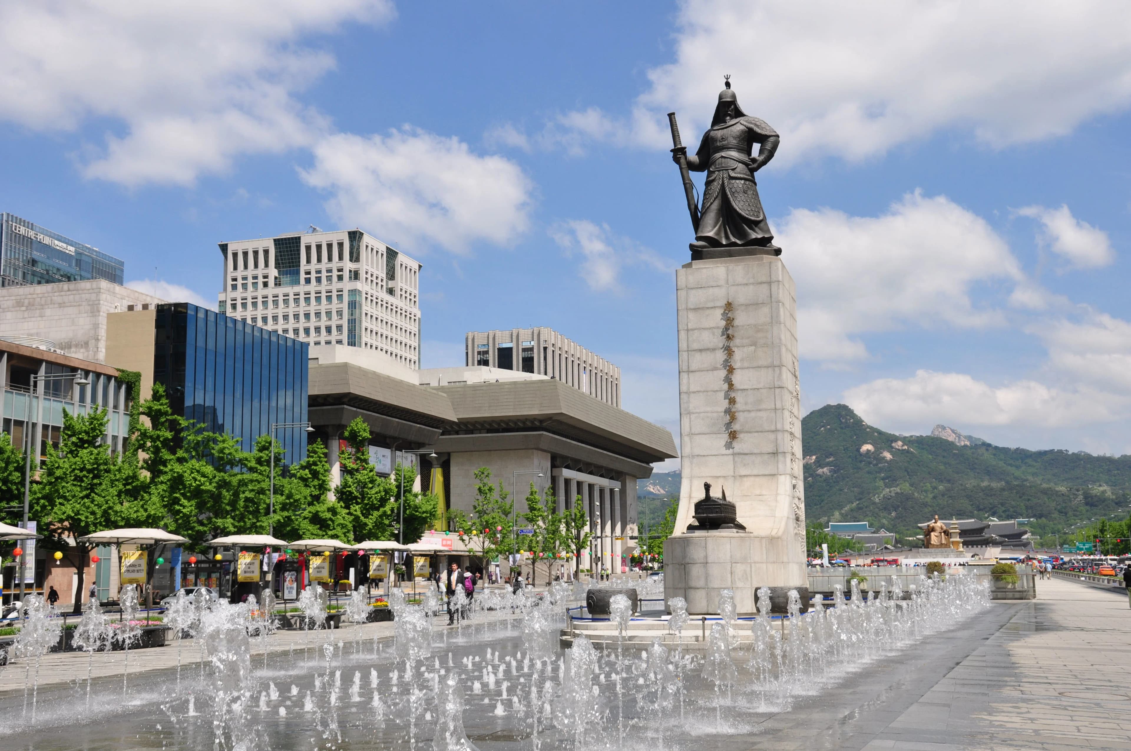 Gwanghwamun Square