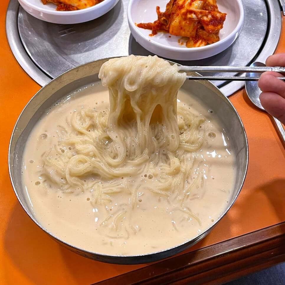 Jinju Hoegwan