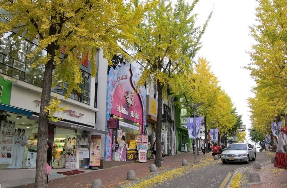 Ewha Fashion Street / Edae