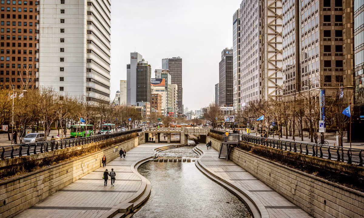 Sinchon / Ewha