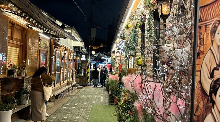 Ikseon-dong de noche